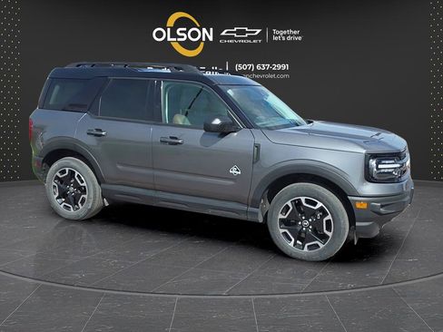 Used 2023 Ford Bronco Sport Outer Banks w/ Tech Package AWD/4WD image 12