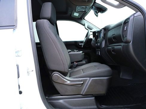 Used 2024 Chevrolet Silverado 1500 Custom w/ Turbomax Blackout Package image 29