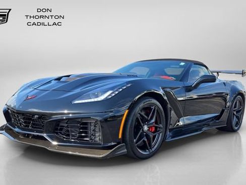 Used 2019 Chevrolet Corvette ZR1 RWD image 1