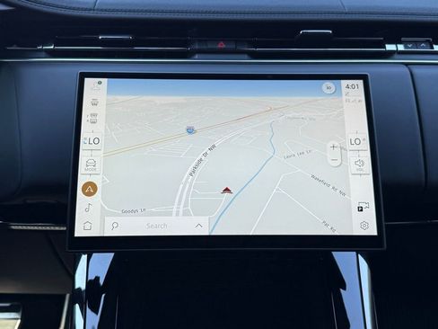 Certified 2025 Land Rover Range Rover Sport Dynamic SE image 22