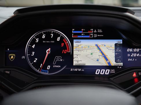Used 2019 Lamborghini Huracan LP 580-2 RWD image 16