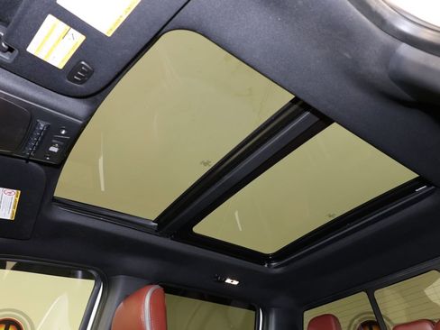 Used 2020 Ford F350 Platinum w/ FX4 Off-Road Package image 13