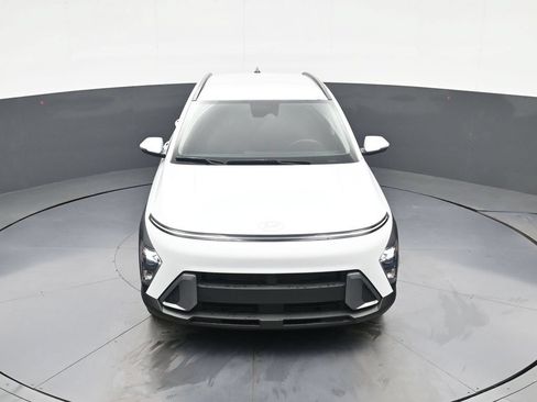 Used 2025 Hyundai Kona SEL FWD image 25