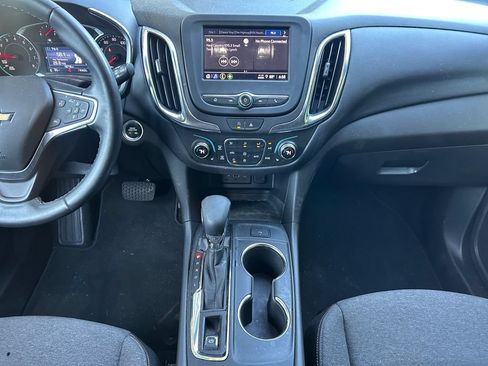 Used 2023 Chevrolet Equinox LT FWD image 11