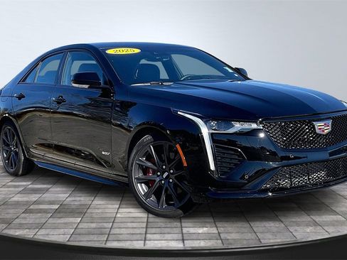 Used 2025 Cadillac CT4 V image 12