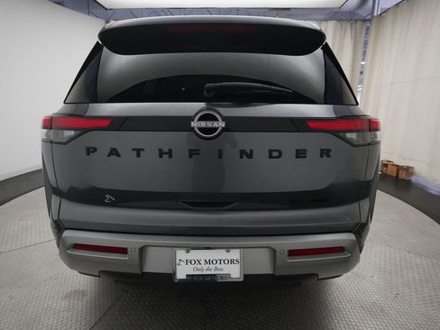 Certified 2025 Nissan Pathfinder SL w/ Black Appearance Package AWD/4WD image 27
