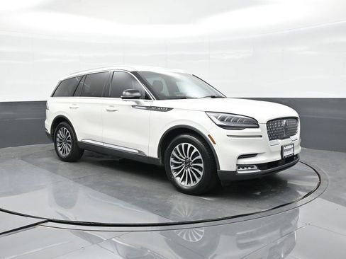 Used 2020 Lincoln Aviator Reserve w/ Class IV Trailer Tow Package image 17