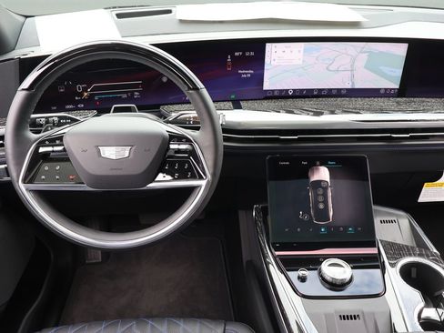 Certified 2025 Cadillac Escalade IQ Sport 1 AWD/4WD image 15