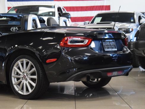 Used 2017 FIAT 124 Spider Lusso image 19
