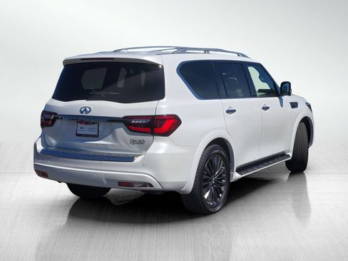 Used 2024 INFINITI QX80 Sensory RWD image 4
