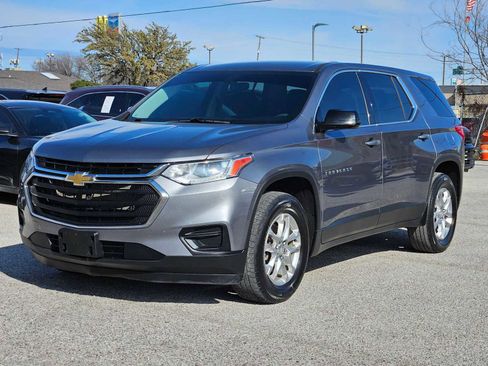 Used 2020 Chevrolet Traverse LS image 10