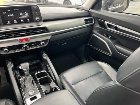 Used 2021 Kia Telluride S FWD image 18