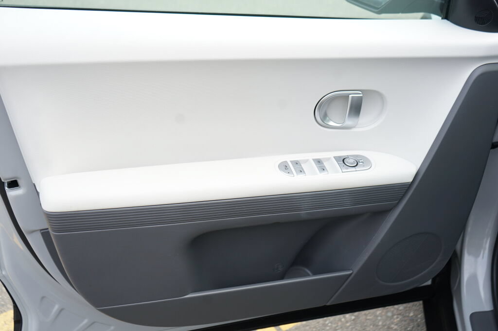 Certified 2024 Hyundai Ioniq 5 SE AWD/4WD image 14