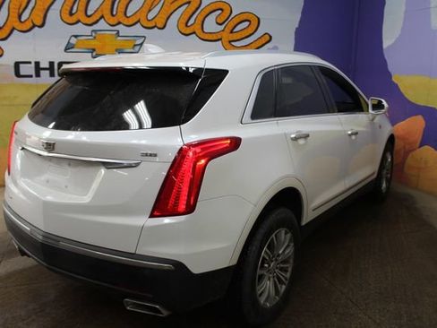 Used 2018 Cadillac XT5 Luxury w/ Driver Awareness Package AWD/4WD image 5