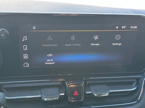Used 2025 Chevrolet TrailBlazer RS w/ Convenience Package FWD image 23