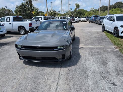 New 2025 Dodge Charger R/T w/ Quick Order Package 25M R/T image 4