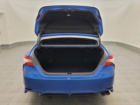 Used 2020 Toyota Camry SE image 29