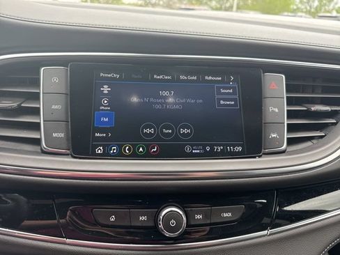 Used 2023 Buick Enclave Avenir w/ Avenir Technology Package AWD/4WD image 35