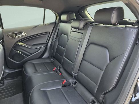 Used 2020 Mercedes-Benz GLA 250 image 20