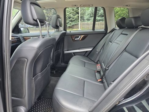 Used 2011 Mercedes-Benz GLK 350 4MATIC image 17