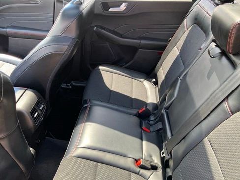 Used 2023 Ford Escape ST-Line w/ Tech Pack #1 AWD/4WD image 27