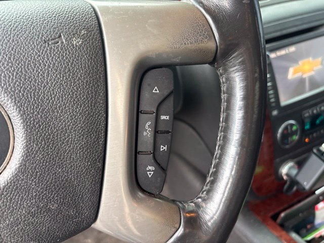 Used 2013 Chevrolet Avalanche LTZ AWD/4WD image 18
