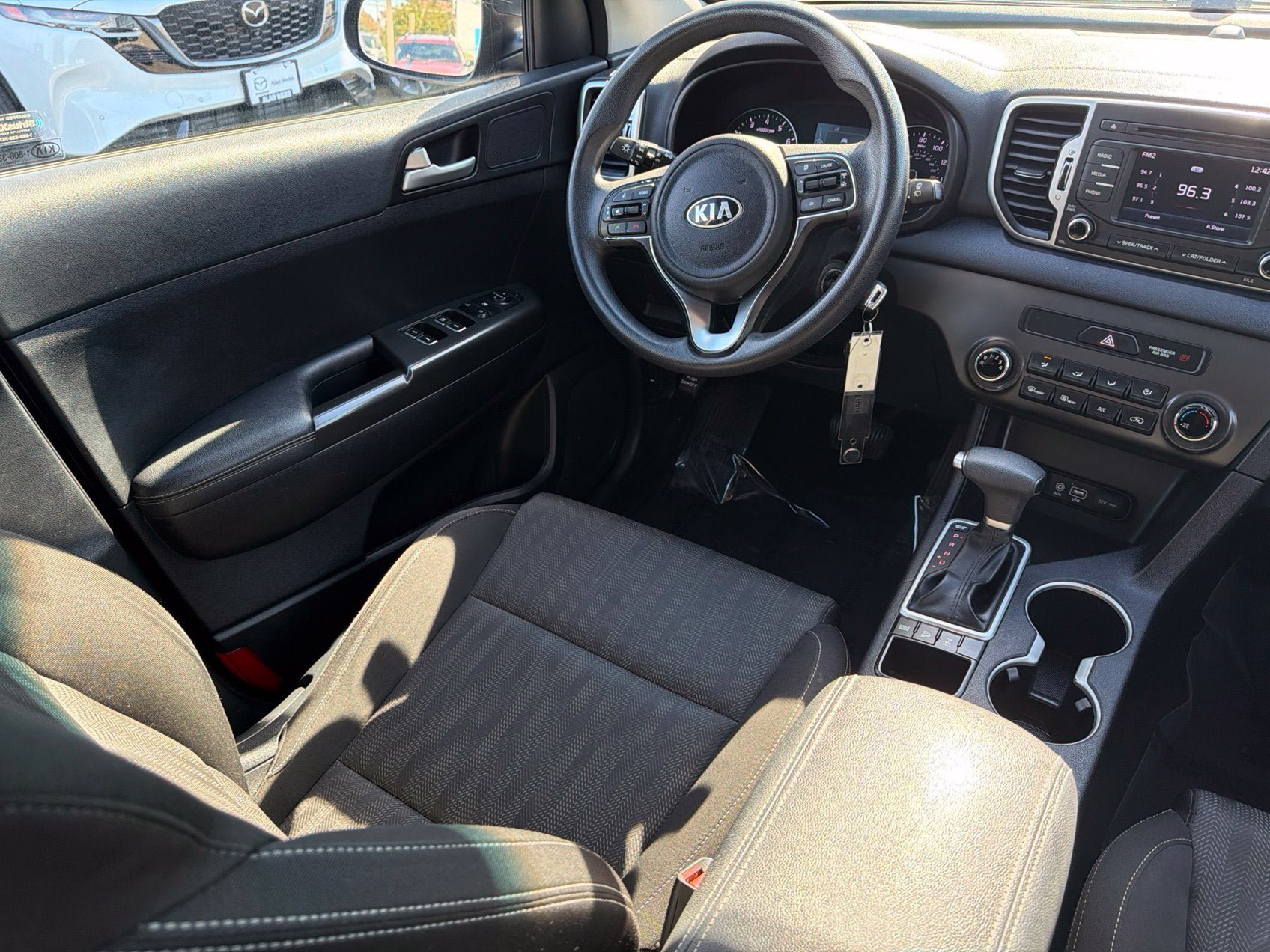 Used 2017 Kia Sportage LX AWD/4WD image 18