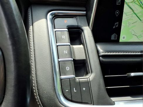 Certified 2022 Chevrolet Tahoe LT w/ LT Signature Plus Package AWD/4WD image 11