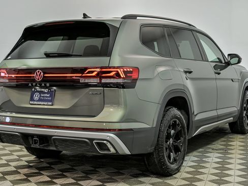 Certified 2025 Volkswagen Atlas Peak Edition SE AWD/4WD image 6