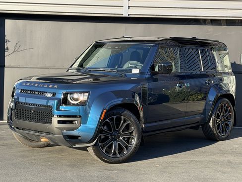New 2026 Land Rover Defender 110 image 1