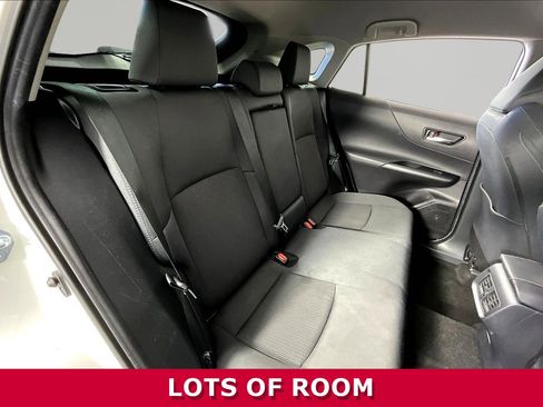 Used 2022 Toyota Venza LE AWD/4WD image 25