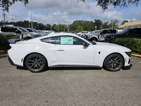 New 2026 Ford Mustang Dark Horse w/ Dark Horse Handlin Package RWD image 4