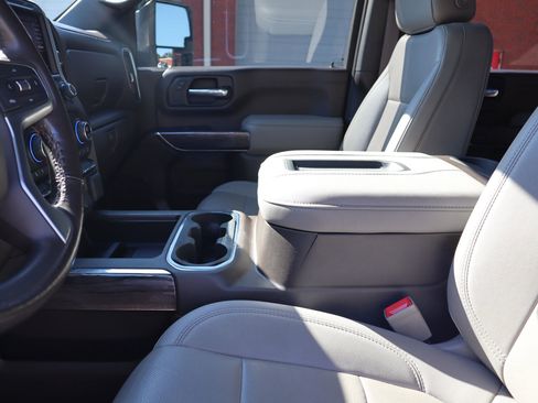 Used 2021 Chevrolet Silverado 2500 LTZ w/ LTZ Convenience Package image 26