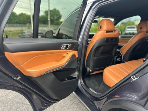 Used 2019 BMW X5 xDrive40i w/ Convenience Package AWD/4WD image 35