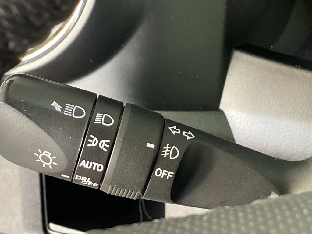 Used 2018 Toyota Tacoma TRD Pro AWD/4WD image 19