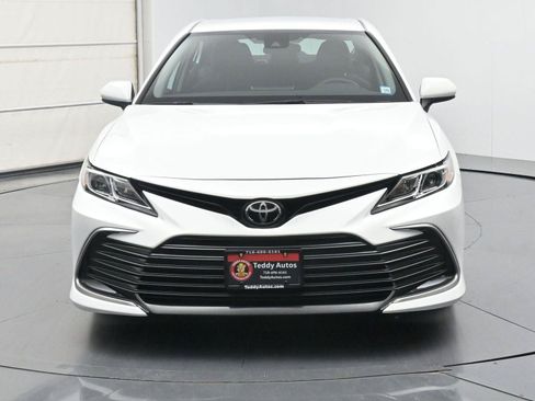 Used 2023 Toyota Camry LE AWD/4WD image 29