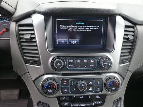 Used 2019 Chevrolet Tahoe LT image 15