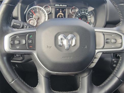 Used 2019 RAM 1500 Big Horn image 34