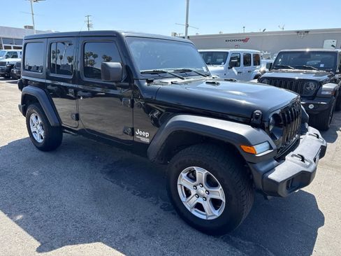 Used 2019 Jeep Wrangler Unlimited Sport S AWD/4WD image 8