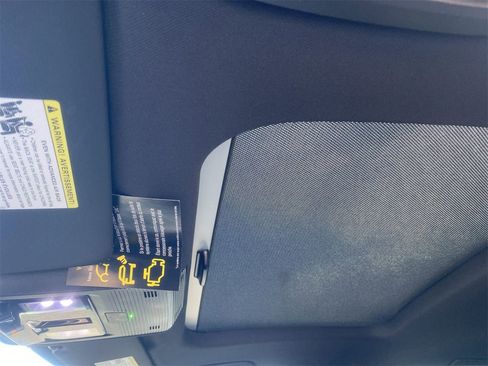 New 2025 Volkswagen GTI SE image 18