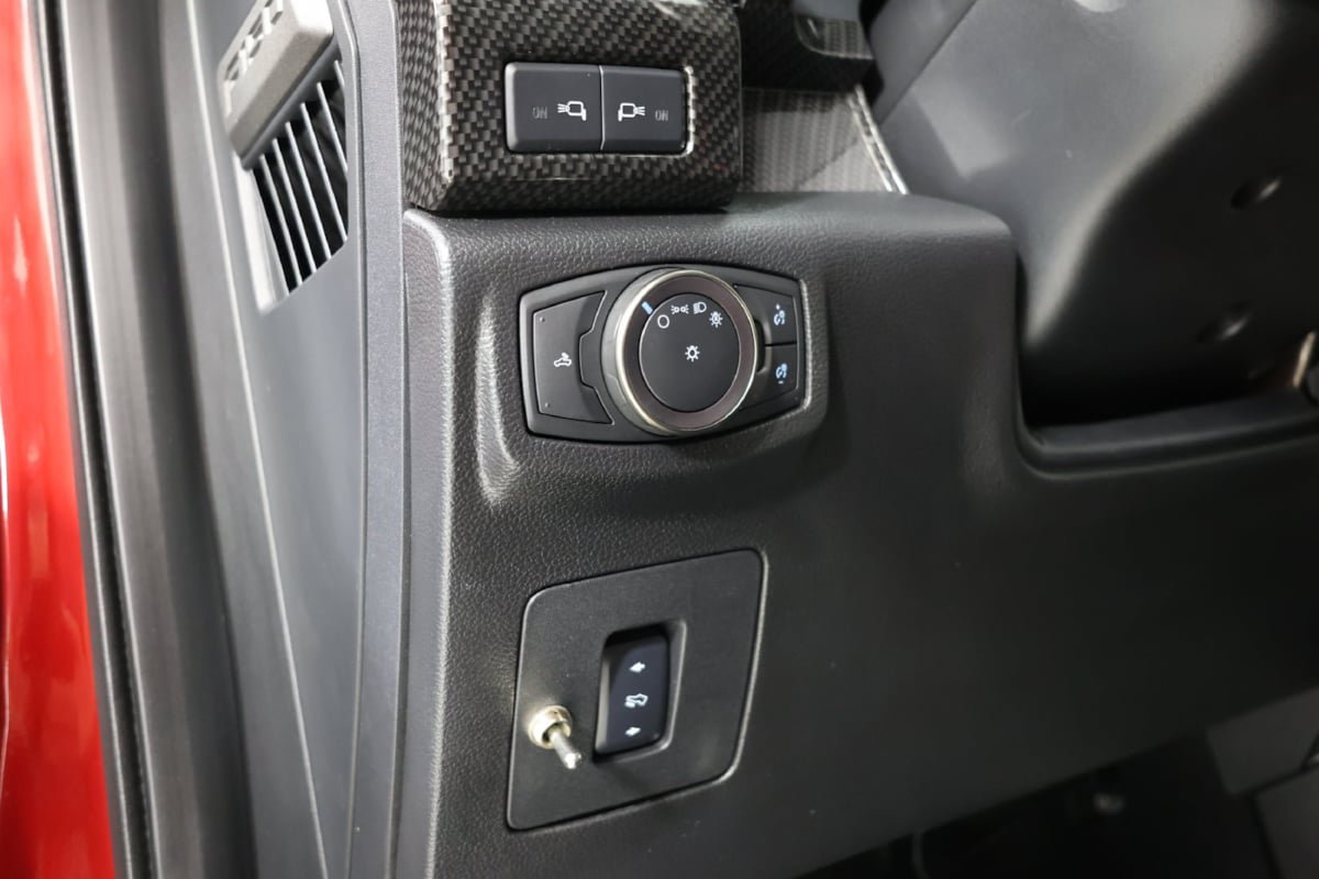 Used 2017 Ford F150 Raptor w/ Equipment Group 802A Luxury AWD/4WD image 26