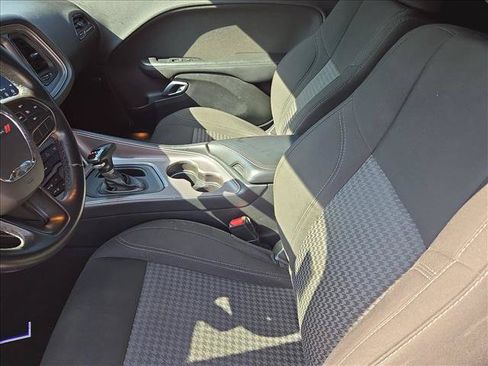 Used 2023 Dodge Challenger SXT RWD image 14