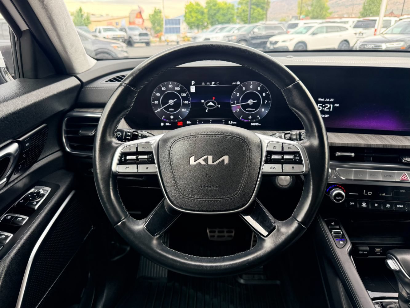 Used 2023 Kia Telluride SX Prestige AWD/4WD image 11
