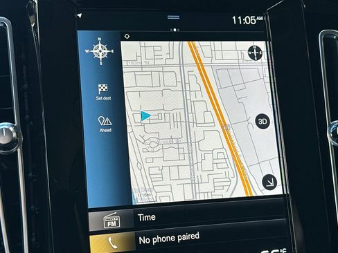 Used 2021 Volvo XC40 T5 Momentum w/ Premium Package image 26