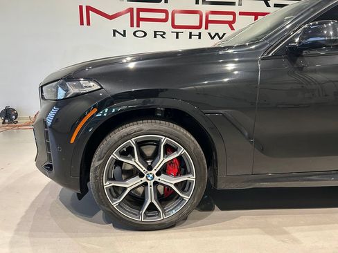 Used 2024 BMW X6 xDrive40i w/ M Sport Professional Package AWD/4WD image 3