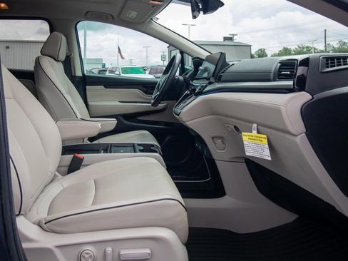 Used 2025 Honda Odyssey Touring image 21