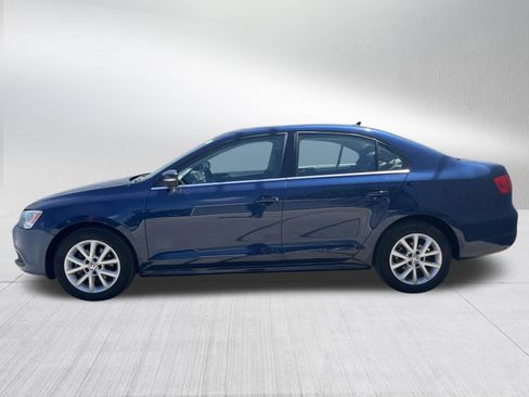 Used 2013 Volkswagen Jetta SE FWD image 4