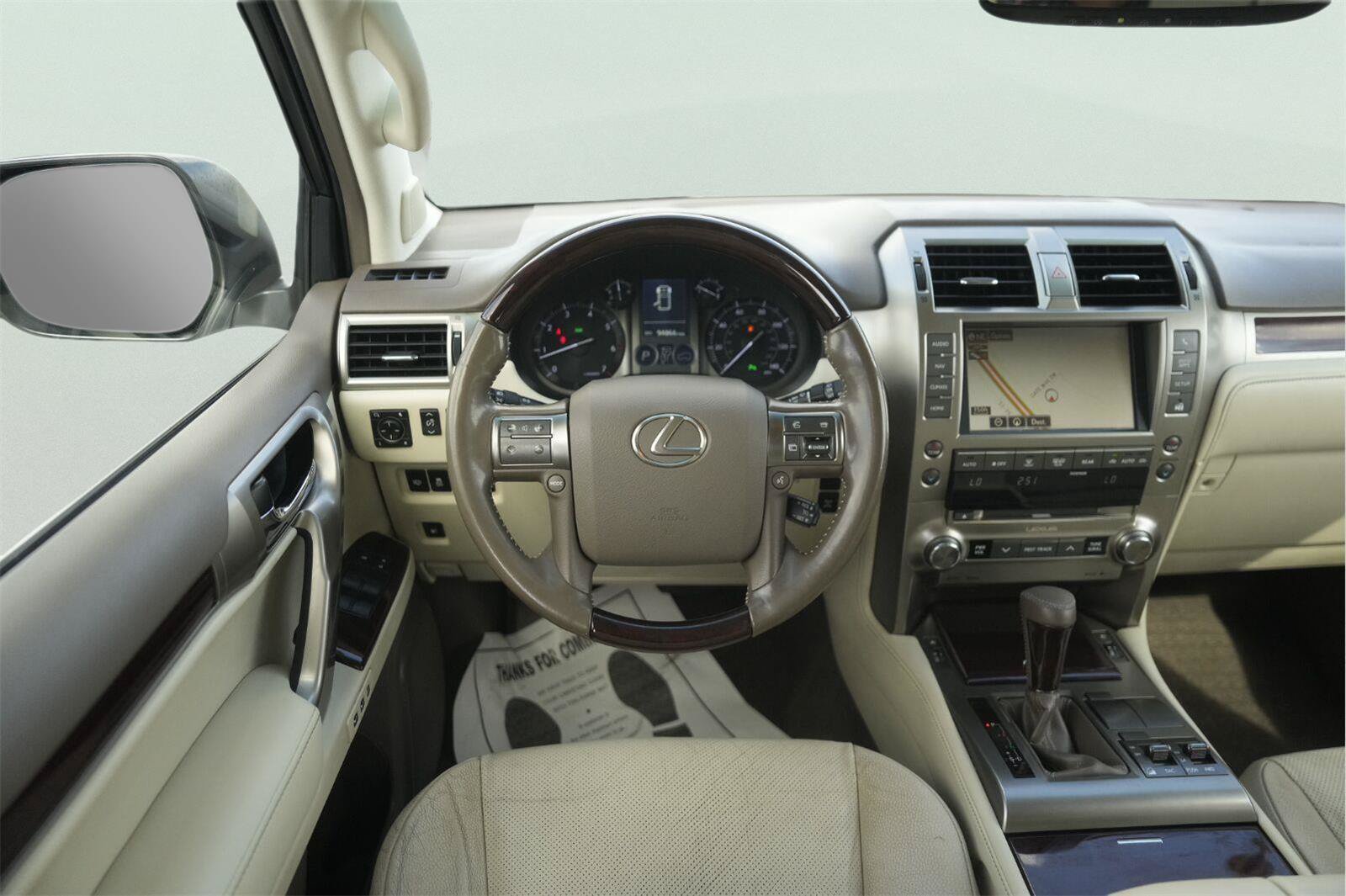Used 2019 Lexus GX 460 Premium w/ Premium Package AWD/4WD image 22