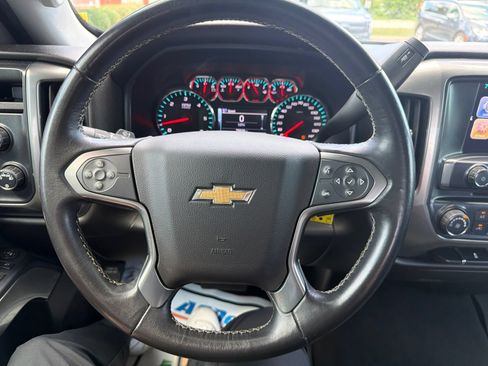 Used 2019 Chevrolet Silverado 1500 LT AWD/4WD image 13