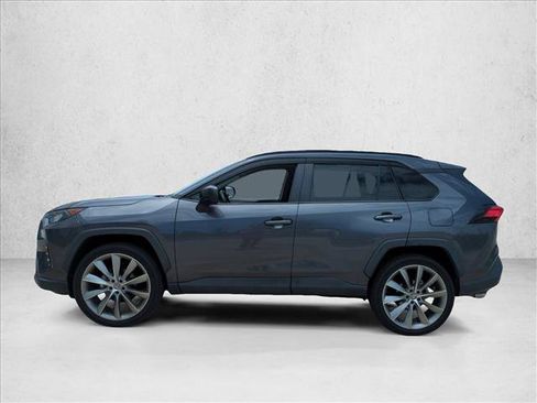 Certified 2021 Toyota RAV4 LE FWD image 8
